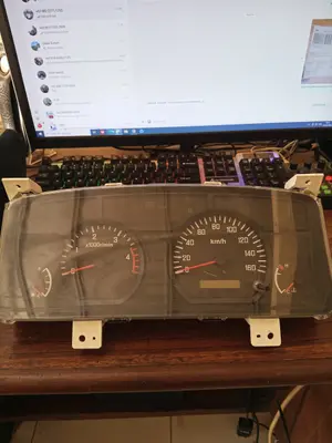 SPEEDOMETER ISUZU NMR71 VERSI 1 SOCCET 24V